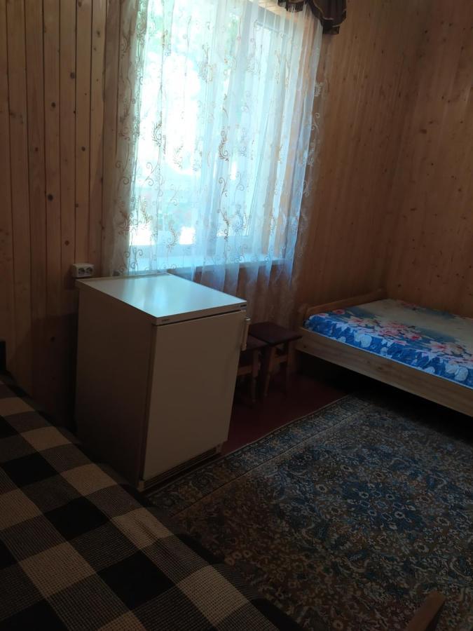 Білий Птах Hotel Svityaz' Exterior photo