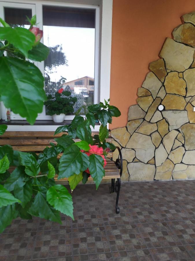 Білий Птах Hotel Svityaz' Exterior photo